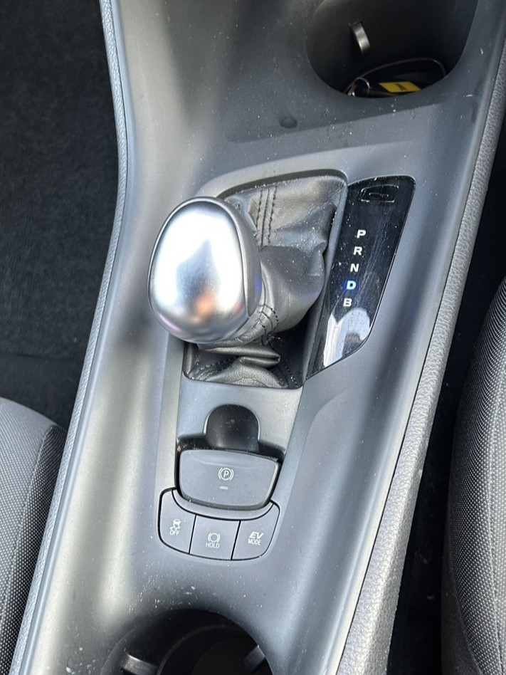 CH-Rのシフトレバー