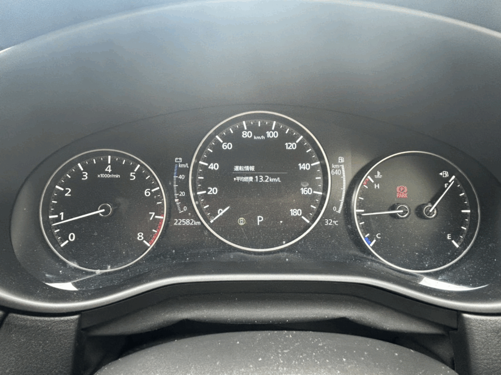 CX-30のメーターの様子