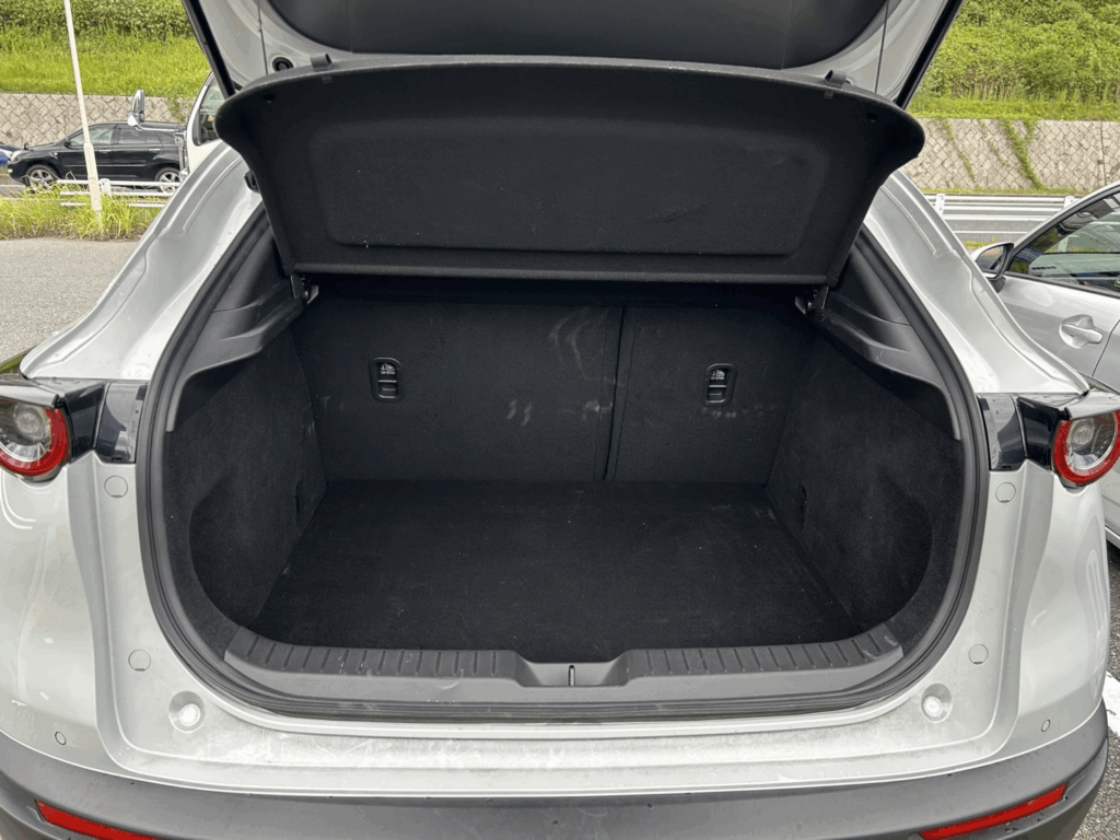 CX-30のトランクルーム
